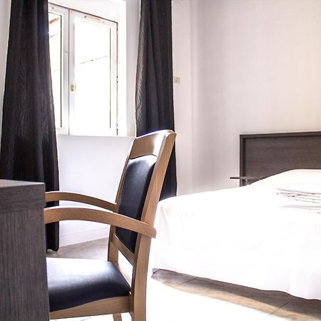 Hotel Le Jardin Lens Zimmer foto