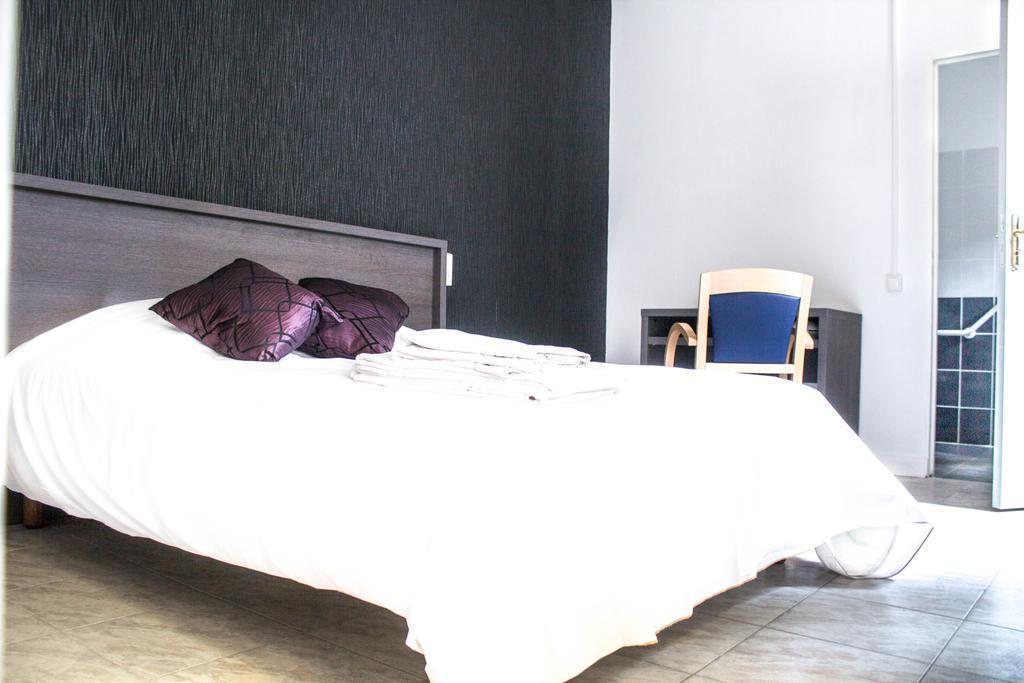 Hotel Le Jardin Lens Zimmer foto