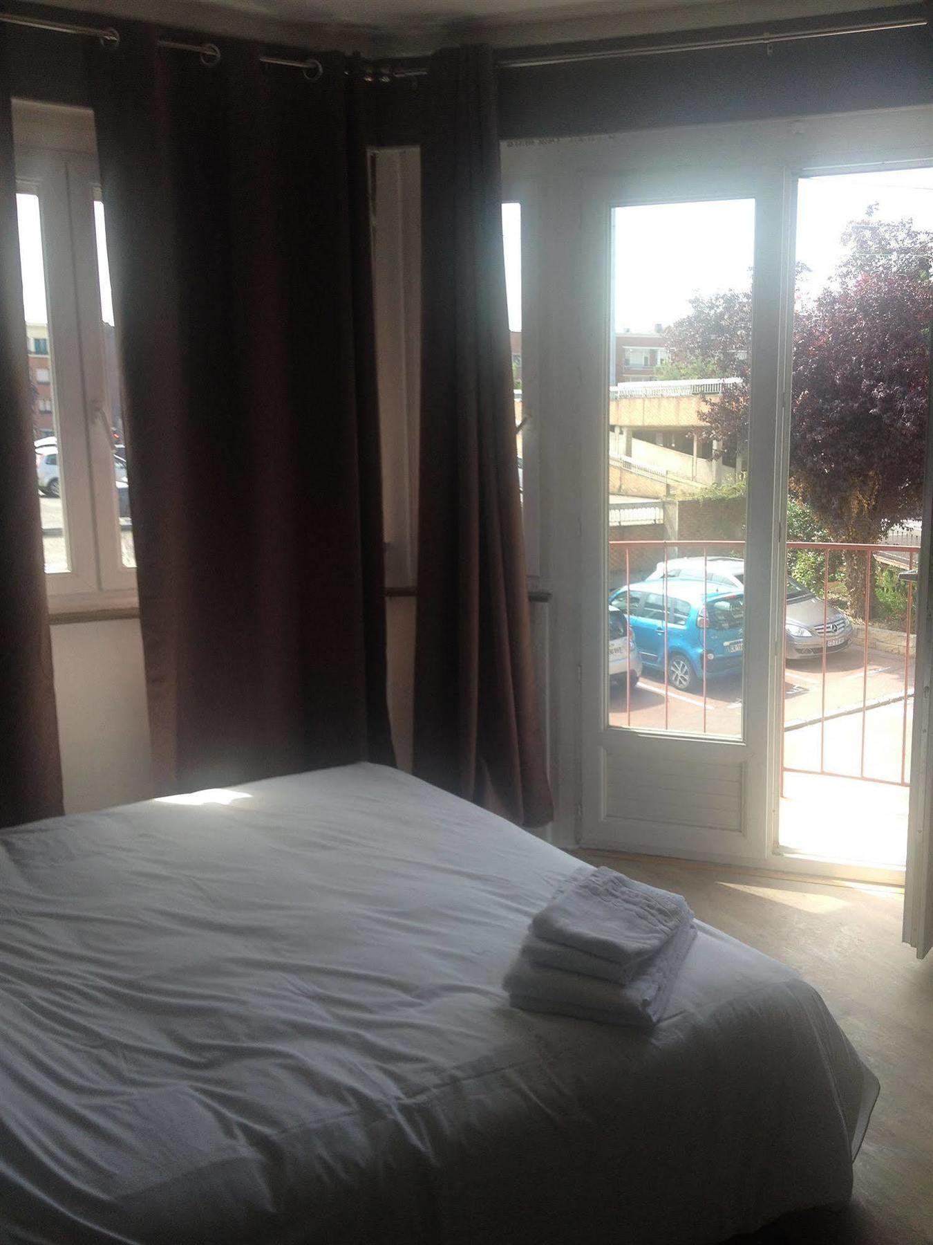 Hotel Le Jardin Lens Exterior foto